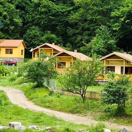 Бунгала Дара Kalofer Exterior photo